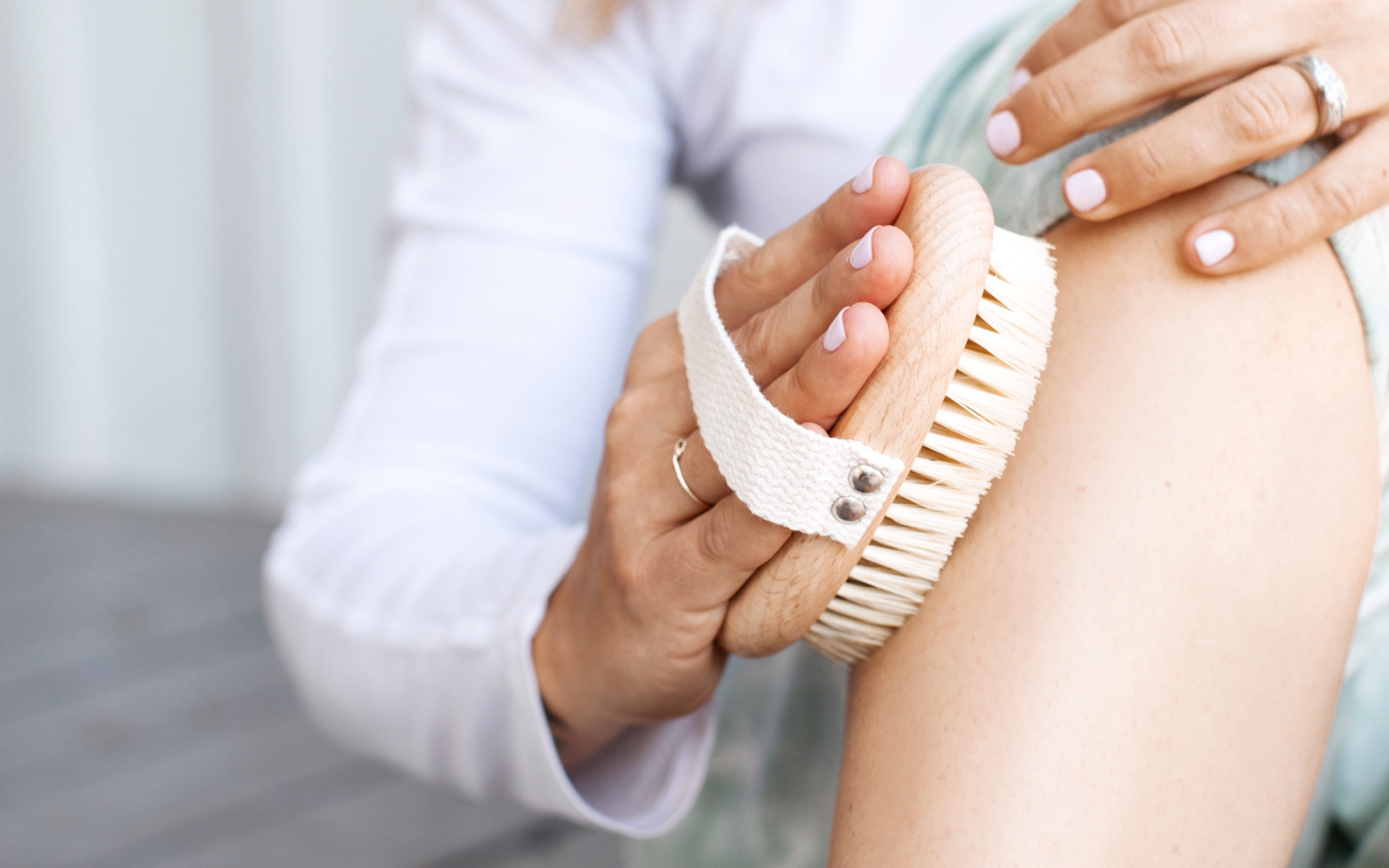 Dry Brushing 101: What It Is & Why Your Skin Will Love It